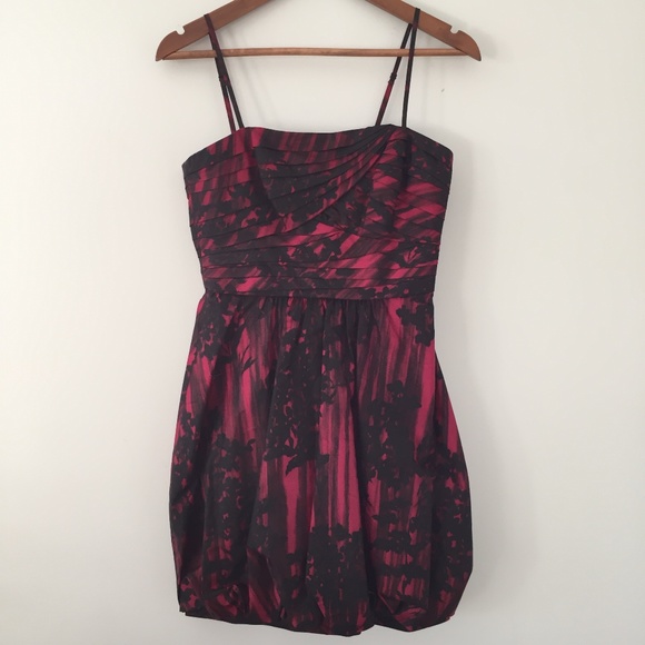 BCBGMaxAzria Dresses & Skirts - *Free Add-On*BCBGMAXAZRIA 100% Silk Bubble Dress